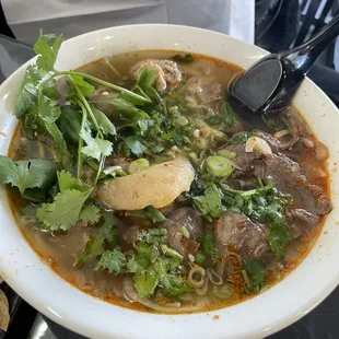 B11. Bun Bo Hue