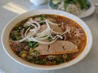 Pho Hoang Yen