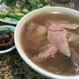 Well-Done Briskets (Well-Done Flank, Fat Brisket, Soft Tendon & Honeycomb Tripe)