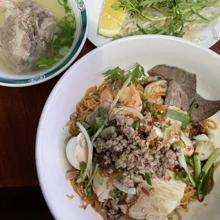 30. Dry Egg Noodle - Mi Nam Vang Kho