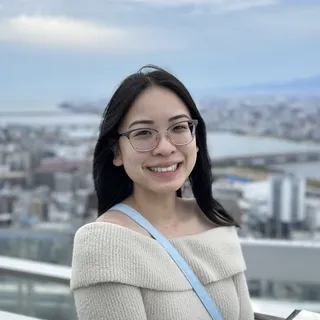 Devina D.