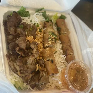 Grilled pork and crispy roll