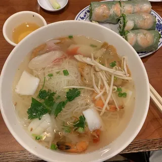 Pho Hai San