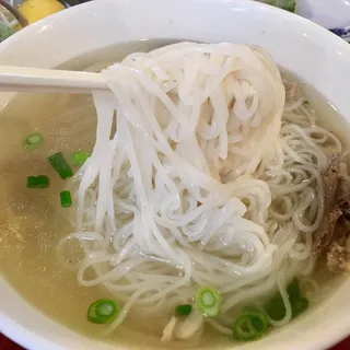 Pho Ga Xe Lua