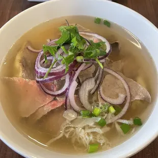 Pho dac biet. Brisket tasted old. Broth had no flavor.