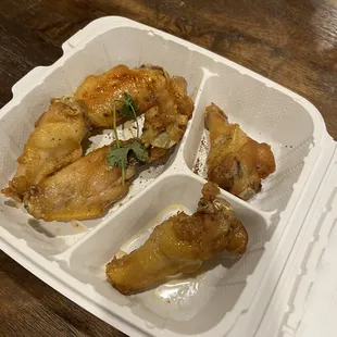 A7. Fish sauce wings (Ga chien nuoc mam) 4.5/5