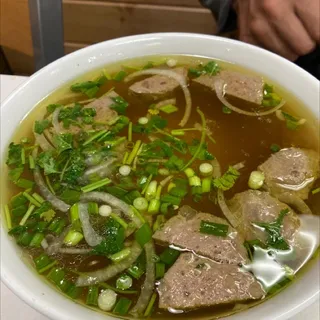 P4. Slices of Rare Steak, Tendon and Meatball Pho