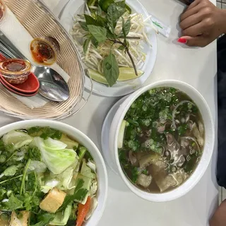 P7. Slices of Rare Steak and Brisket Pho