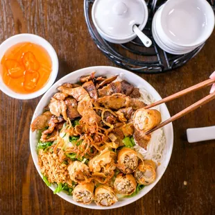 food, ramen and noodles