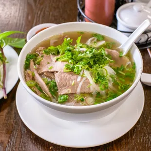 ramen and noodles, food