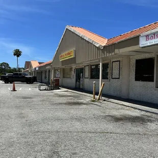 Run down plaza but not sketchy