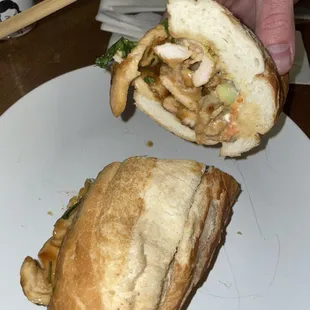 Banh mi (chicken)