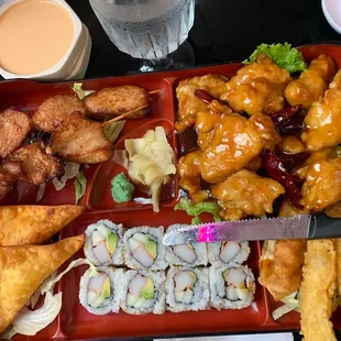 General Tao Bento Box