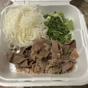 I ordered sliced ribeye and well Sliced Eye Round Steak and Well-Done Brisket Pho (Tai Chin) and clearly this is not what I got