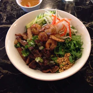 Stir Fried Shrimp Vermicelli Bowl