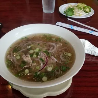 Pho Tai (Rare Beef)