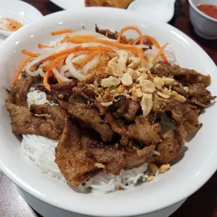 Pork vermicelli bowl