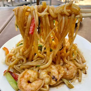 Crab & Shrimp Udon Noodle Soup