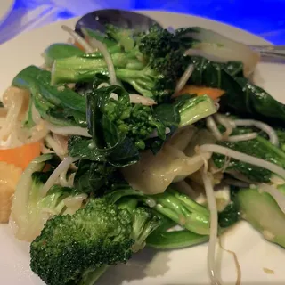 Stir Fried Vegetables With Garlic