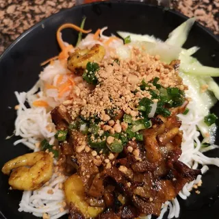 Pork & Shrimp Wonton Noodle Soup