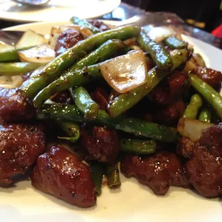 Stir Fried Cube Cut Steak