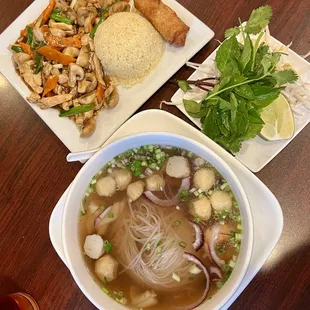 Chicken Mushroom &amp; Pho with Seafood