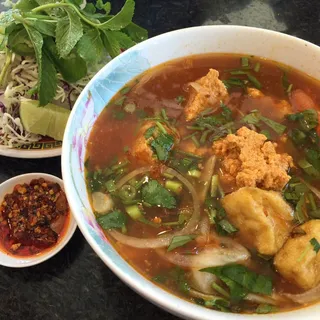 30. Bun Rieu
