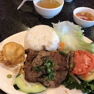 36. Com Suon Nuong, Opla