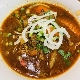 Beef Spicy with Mixed Noodles