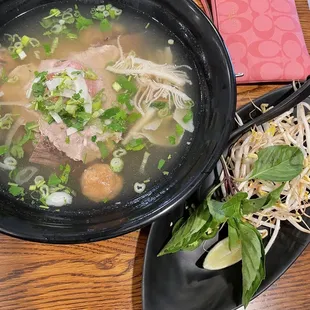 P4 Beef Brisket, Tendon and Tripe Pho