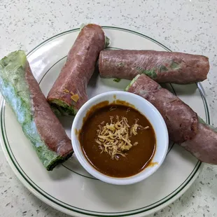 Nem nuong cuon