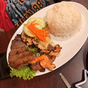 Combo plate Shrimp and Pork