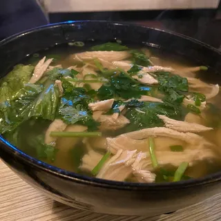 P5. Chicken Pho