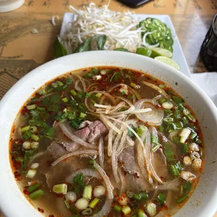 P13. Lemongrass Steak Pho