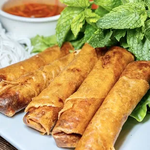 Cha Gio (Crispy Vietnamese Eggrolls).