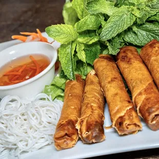 Cha Gio (Crispy Vietnamese Eggrolls).