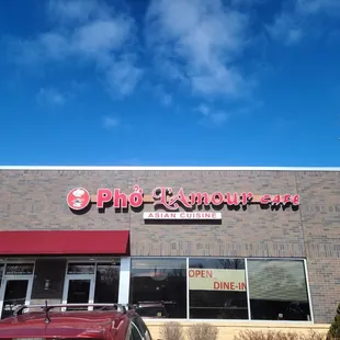 The food is very delicious 10/10