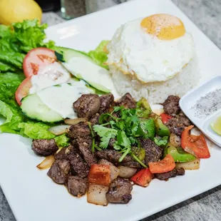 Shaking Beef Rice Platter with Fried Egg- Cơm Bò Lúc Lắc Trứng Chiên