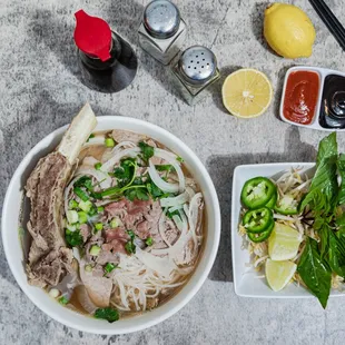 Chef Special Finger Ribs Noodle Soup- Phở Sườn Bò Đặc Biệt