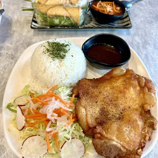 Crispy Chicken Rice Plate