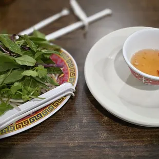ramen and noodles, food