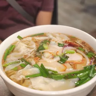 Wonton pork egg noodle soup