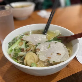 14. Wonton Egg Noodle Soup
