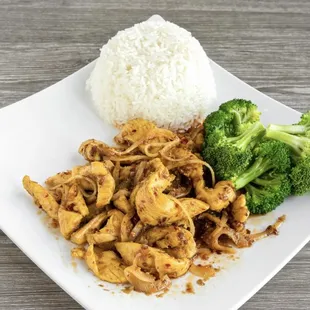 Lemongrass Chicken with Rice (Com Ga Xao Xa Ot)