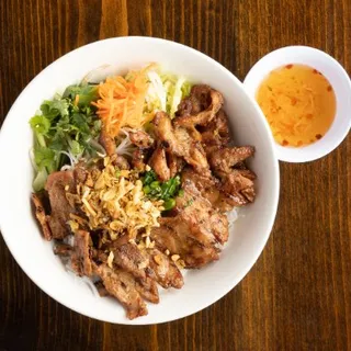 V2. Grilled Pork Over Vermicelli (Bun Thit Nuong)