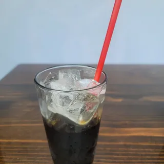 B2. Black coffee/Cafe Den