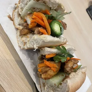 Le 's Special Banh Mi