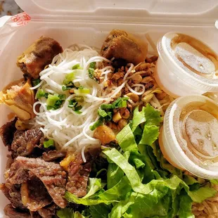 Beef noodle bowl combination