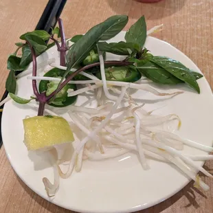 ramen and noodles, food