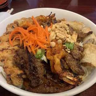 Combination Noodle Bowl, great flavors and nice quality grilled meats.